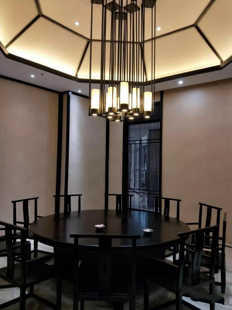 20191224/5e022bc513301.jpg 湘味軒生態餐廳包間餐桌椅.jpg