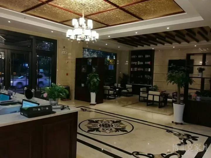 20191229/5e08bd30b1163.jpg 酒店會(huì)客桌定制.jpg