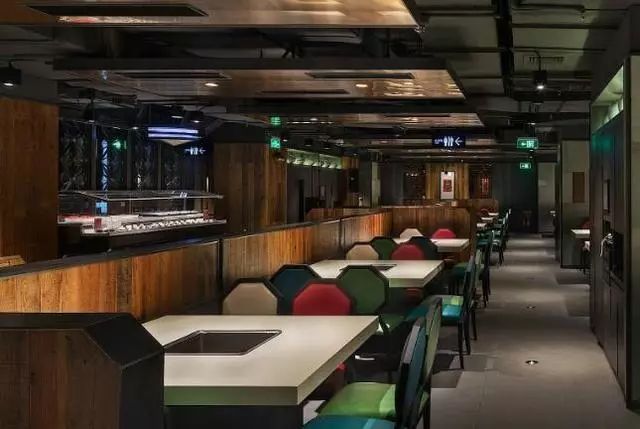 20201016/5f89a02f87675.jpeg 海底撈火鍋桌.jpeg