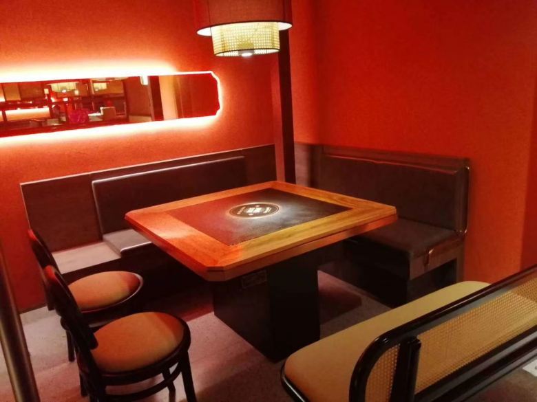 20201203/5fc867b3db5d3.jpg 西安同福江湖火鍋桌子安裝.jpg