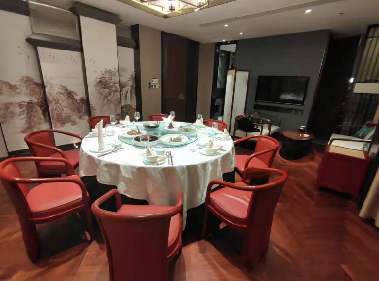 20211229/61cbf834449a4.jpg 實木餐桌椅組合.jpg