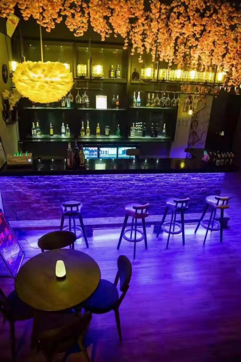 20220130/61f5fb471f6eb.jpg 吧椅.jpg