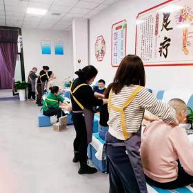 西安西咸新區某修腳店手動足療沙發交貨完畢