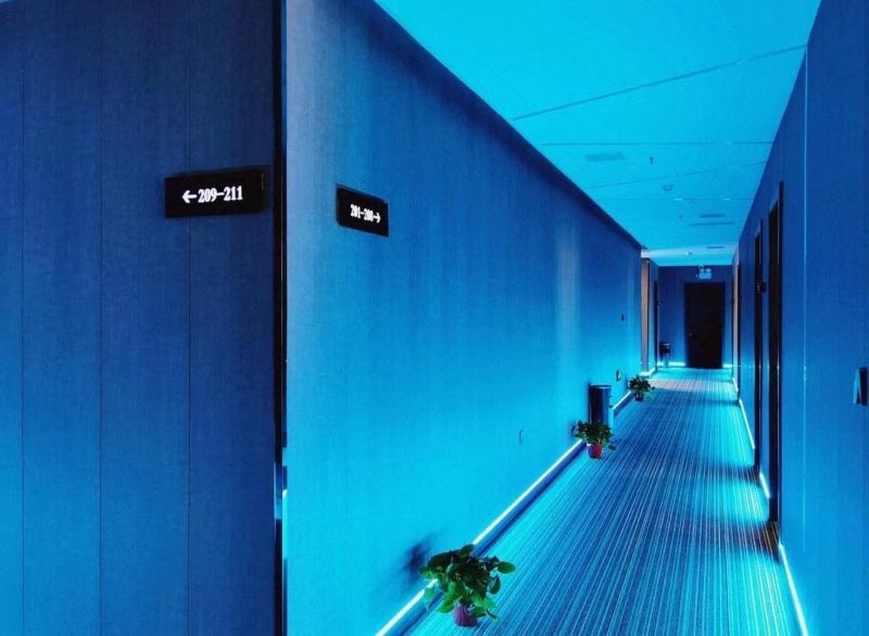 20230319/64169bd6b5121.jpg 尚咖電競連鎖酒店客房過道.jpg