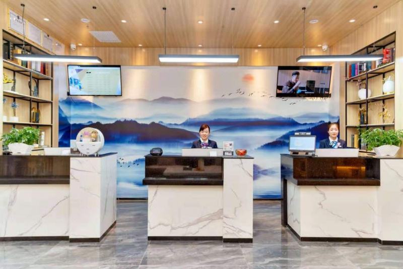 20230718/64b6186de3da6.jpg 酒店吧臺(tái).jpg